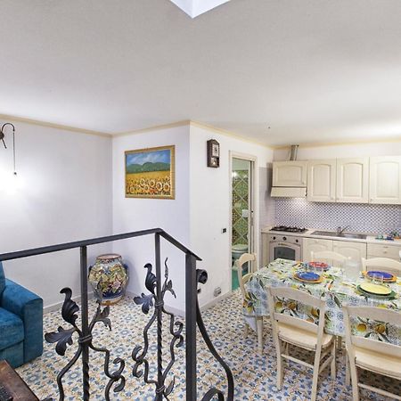 Casa Vilu Lägenhet Sorrento Exteriör bild